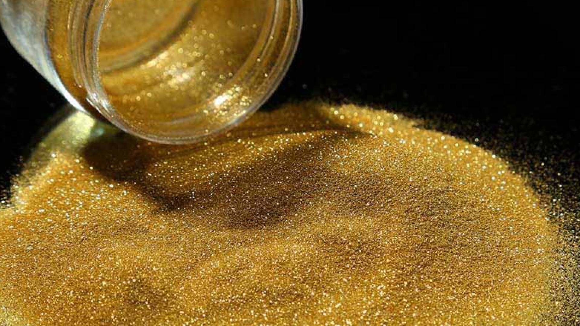 بودرة الذهب