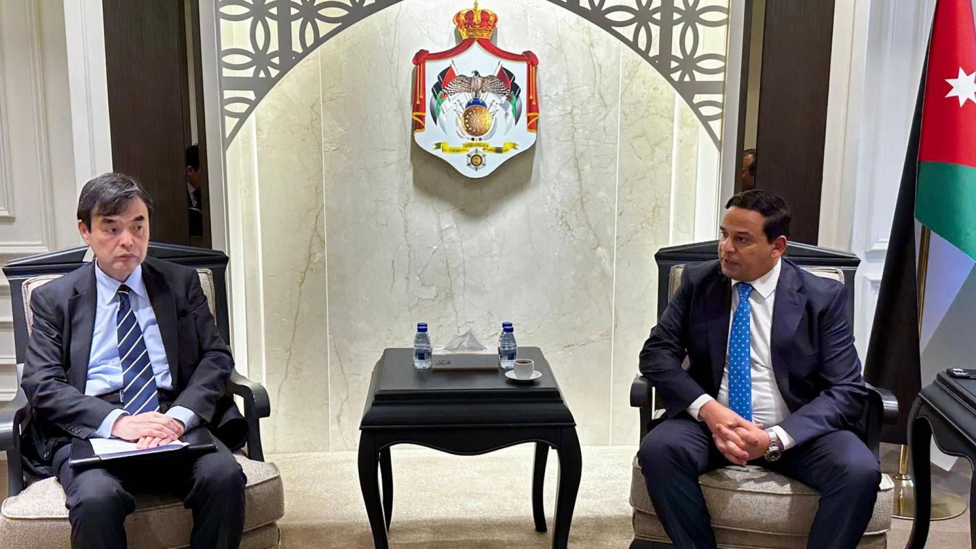 لجنة الطاقة النيابية تلتقي السفير الياباني في الأردن