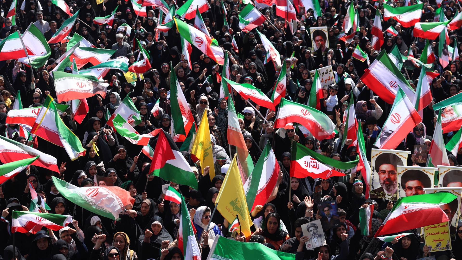 مسيرات في إيران