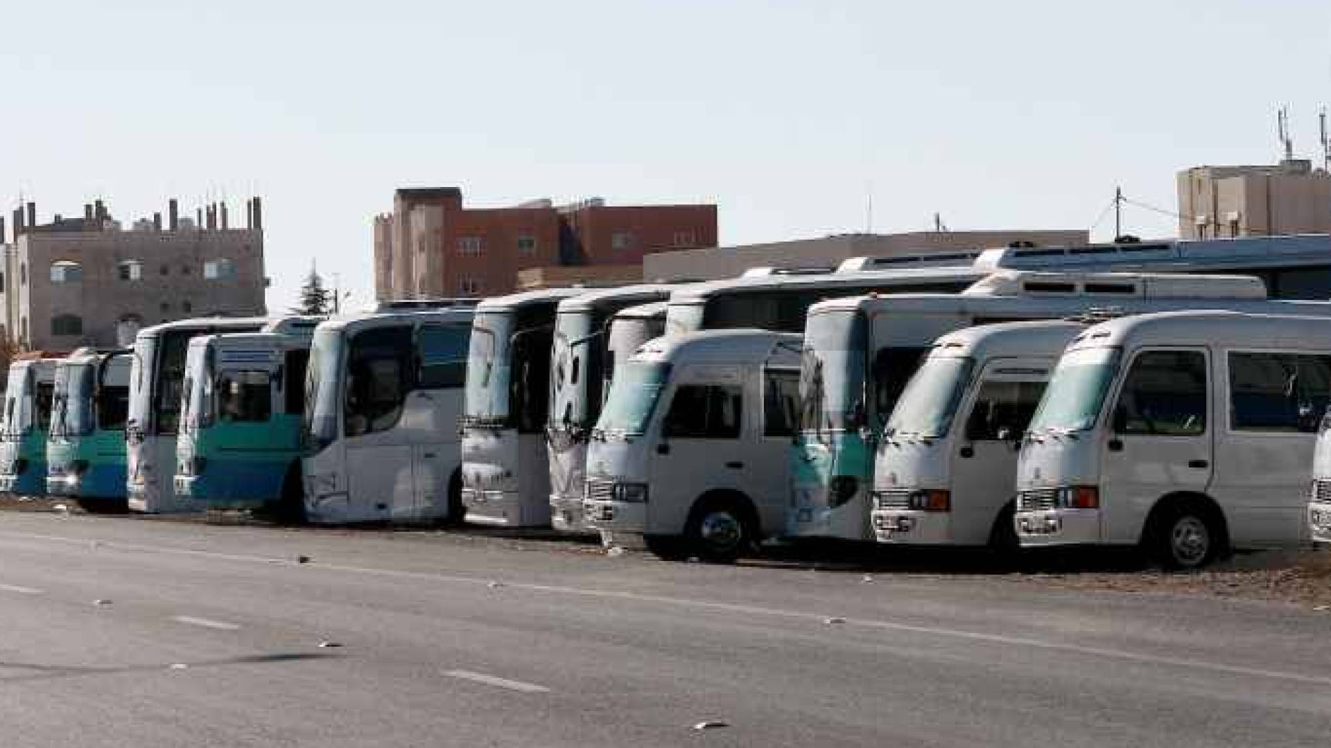 باصات النقل في محافظات الأردن