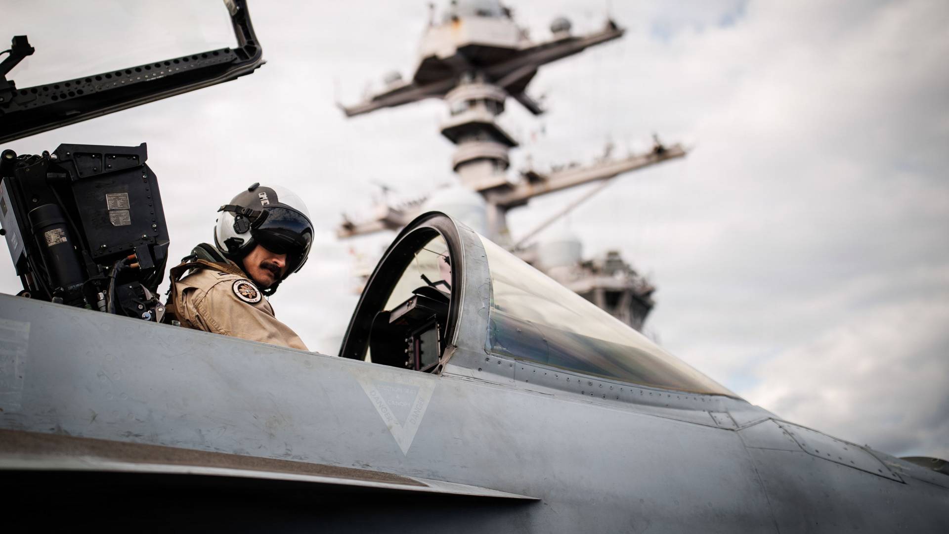 طائرة حربية أمريكية