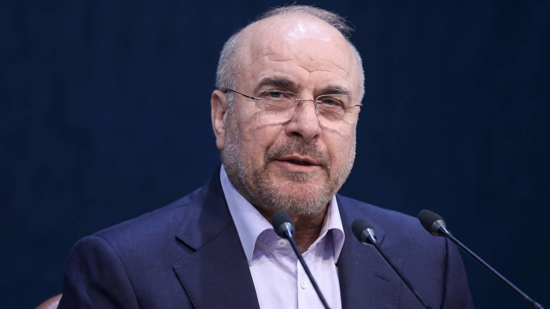 رئيس البارلمان الإيراني محمد باقر قاليباف