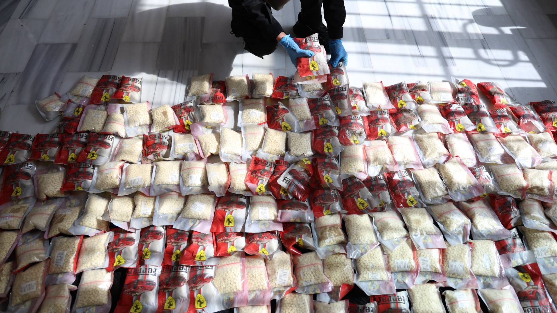 احباط تهريب مخدرات في سوريا