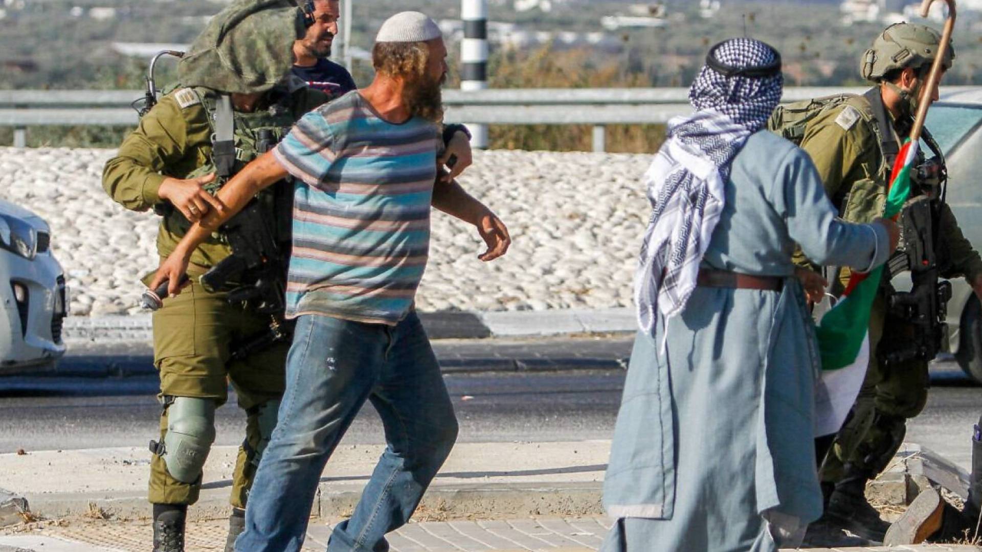 عنف المستوطنين في الضفة الغربية