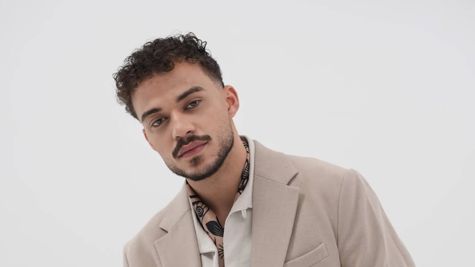 حسام السيلاوي