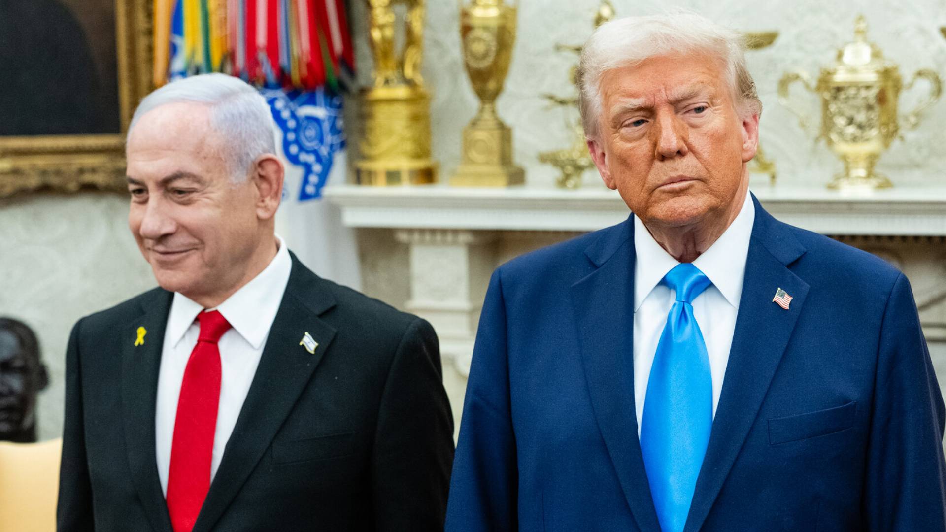 الرئيس الأمريكي دونالد ترمب ورئيس وزراء الاحتلال نتنياهو
