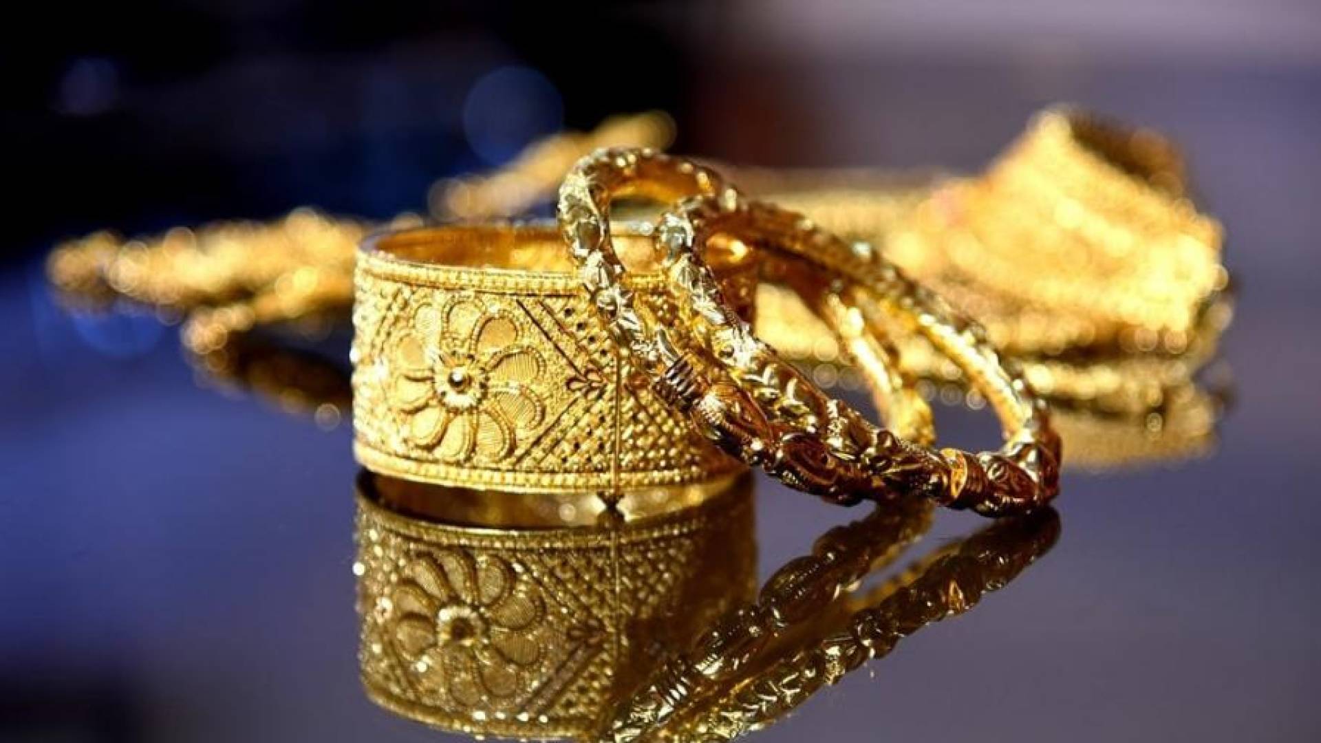 مجوهرات ذهبية