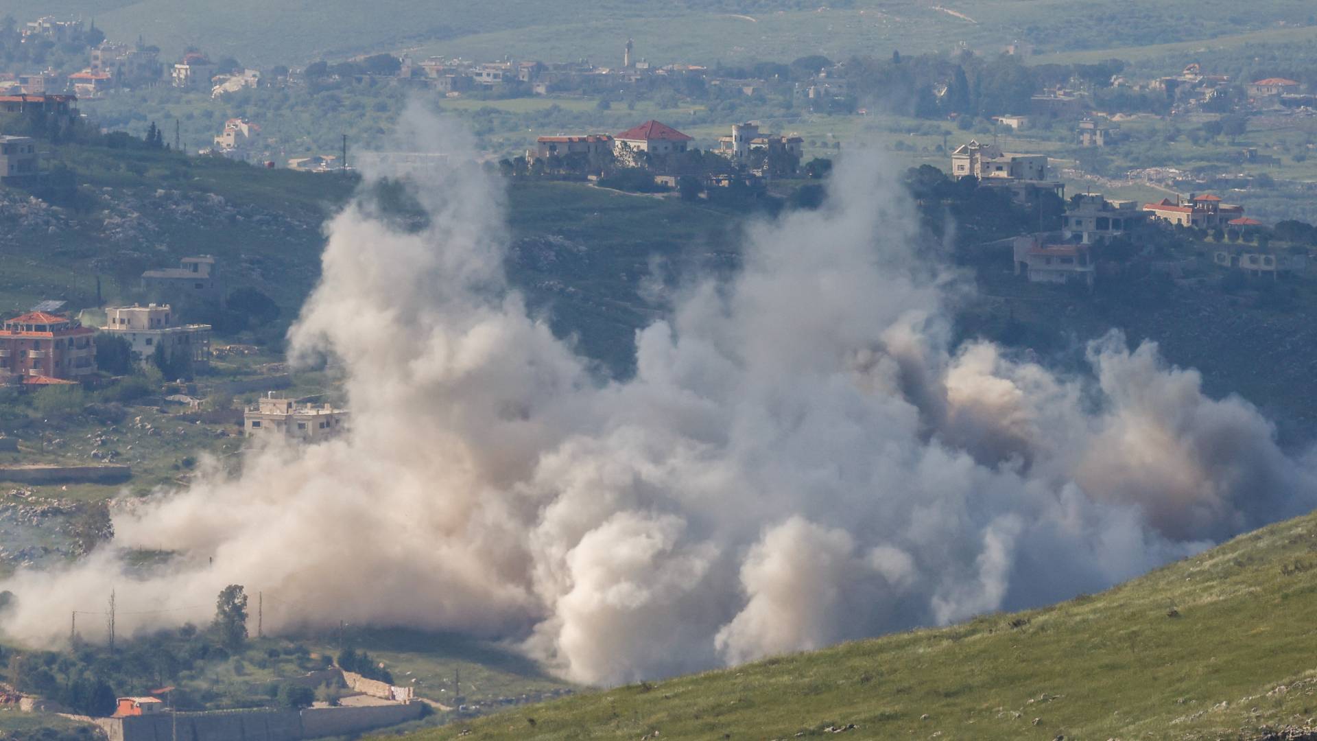 غارات للاحتلال على لبنان