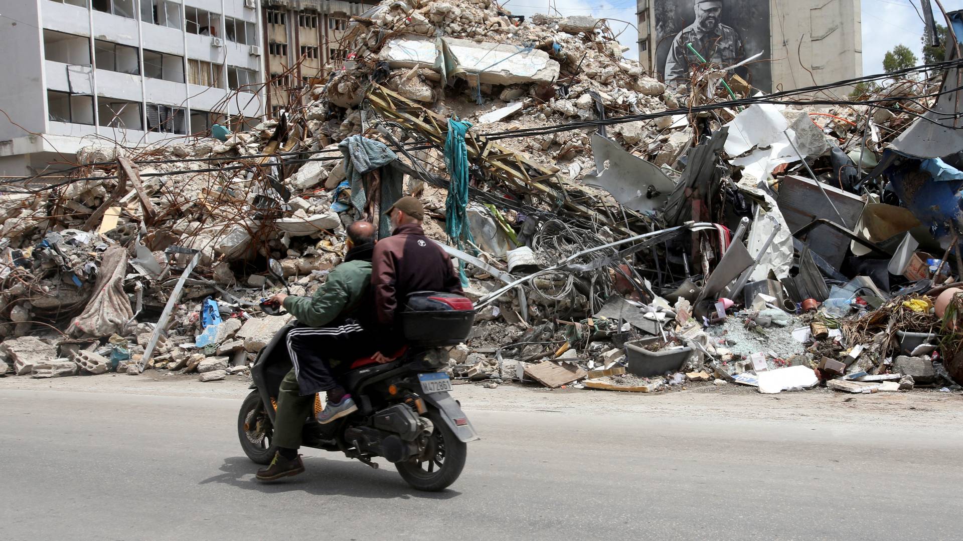 الصحة اللبنانية: 9 شهداء و23 جريحا في حصيلة أولية لغارات الاحتلال على الجنوب