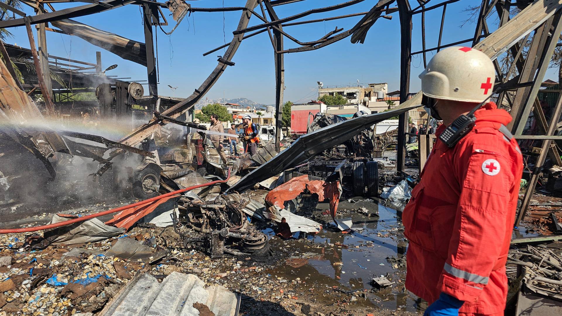 القصف على لبنان