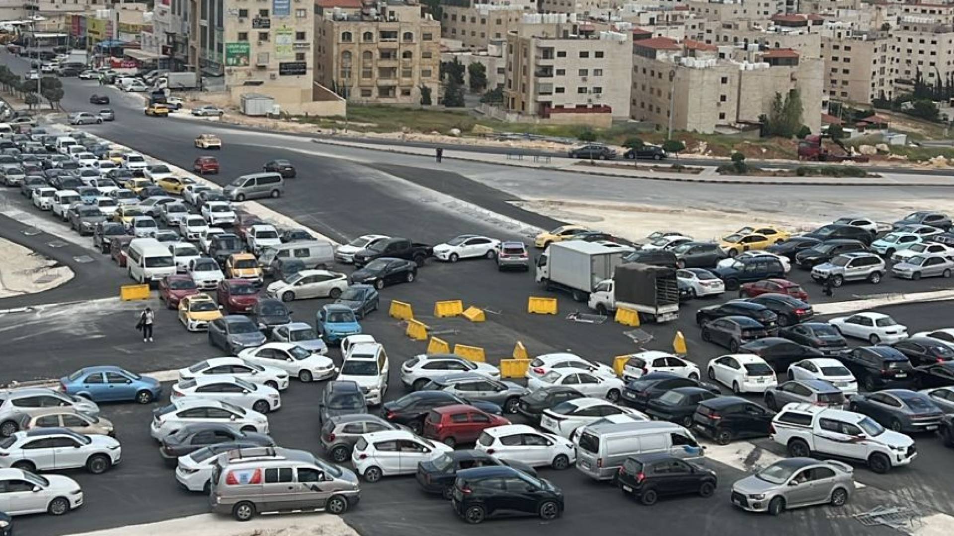 أزمة مرورية خانقة في منطقة شفا بدران