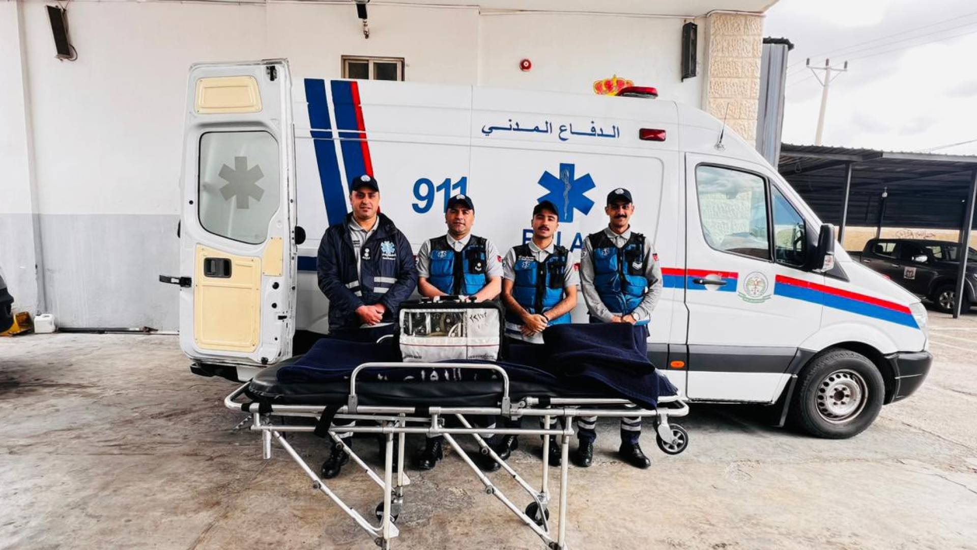كوادر الدفاع المدني