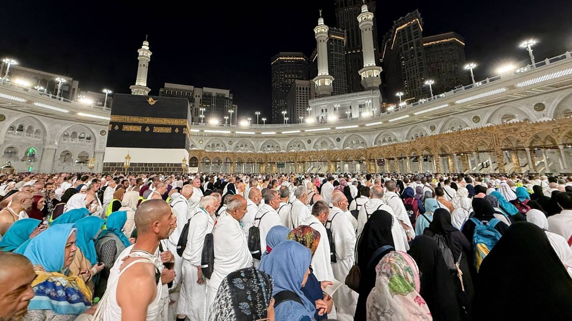 حجاج في الديار المقدسة