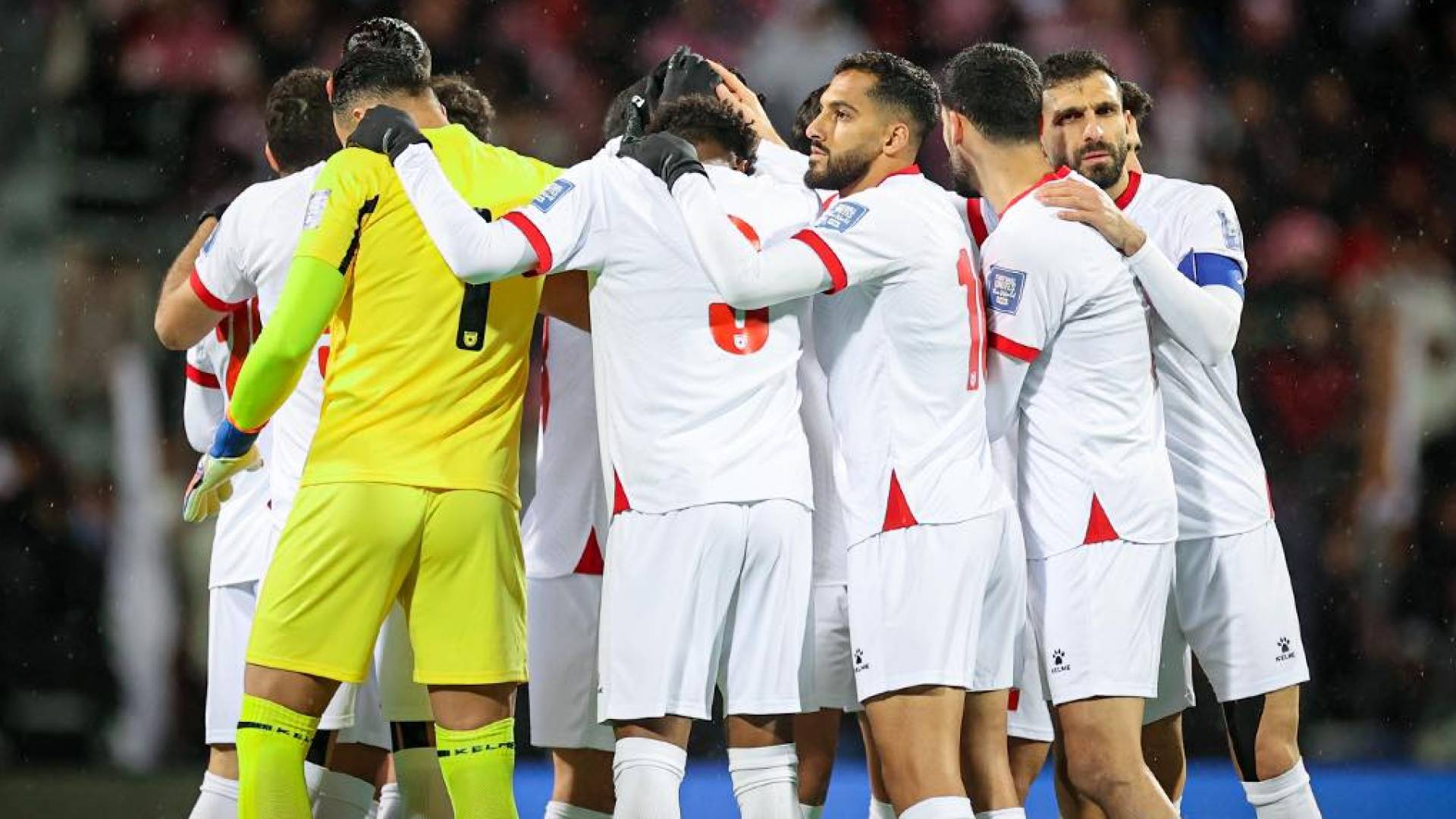 لاعبو المنتخب الوطني