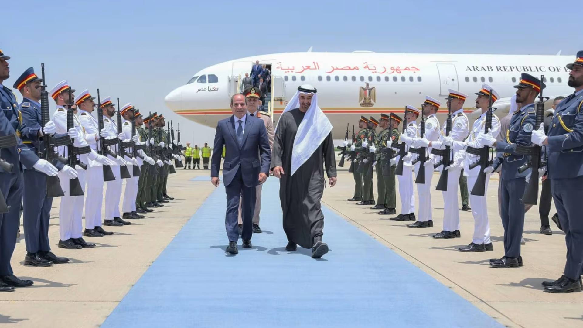 اثناء زيارة الرئيس المصري للامارات