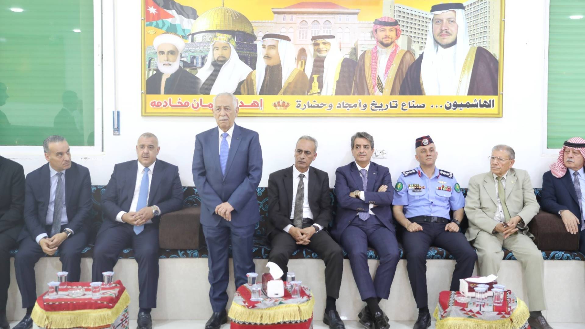 العيسوي يعزي عشائر المخادمة وبني فواز والسلايطة والفايز والزبن