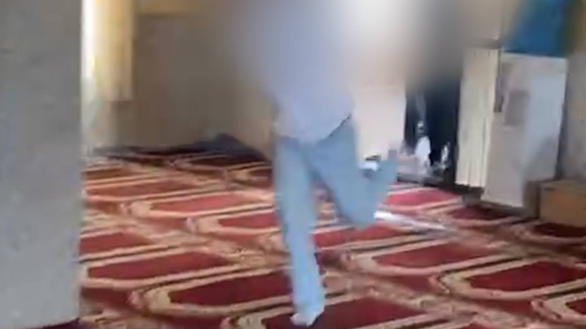 انتهاك حرمة مسجد في إربد