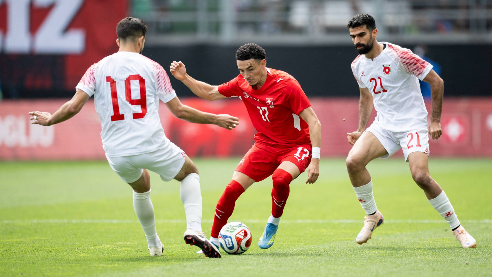المنتخب الاردني والسويسري