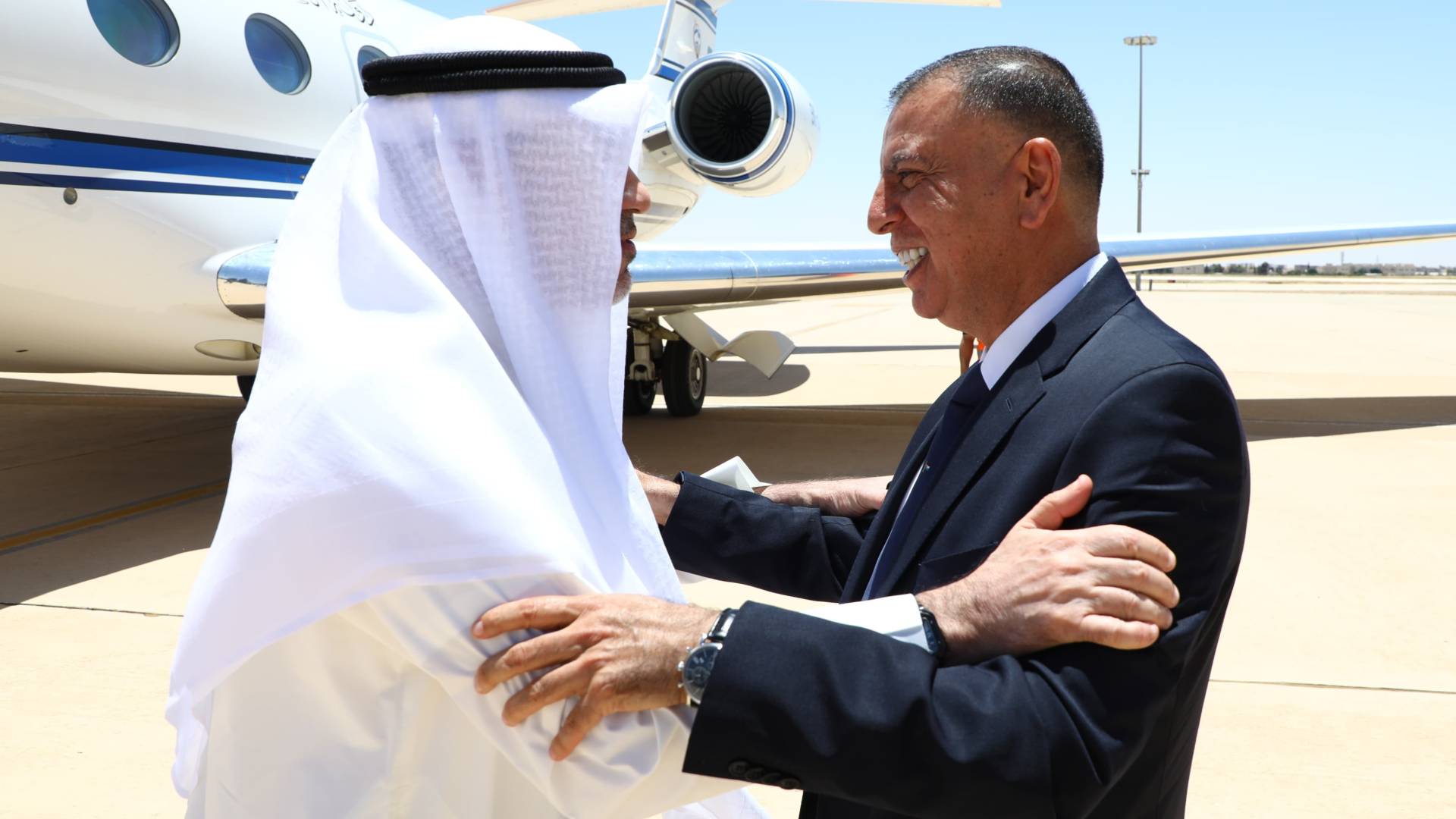 وزير الداخلية مازن الفراية ونظيره الكويتي