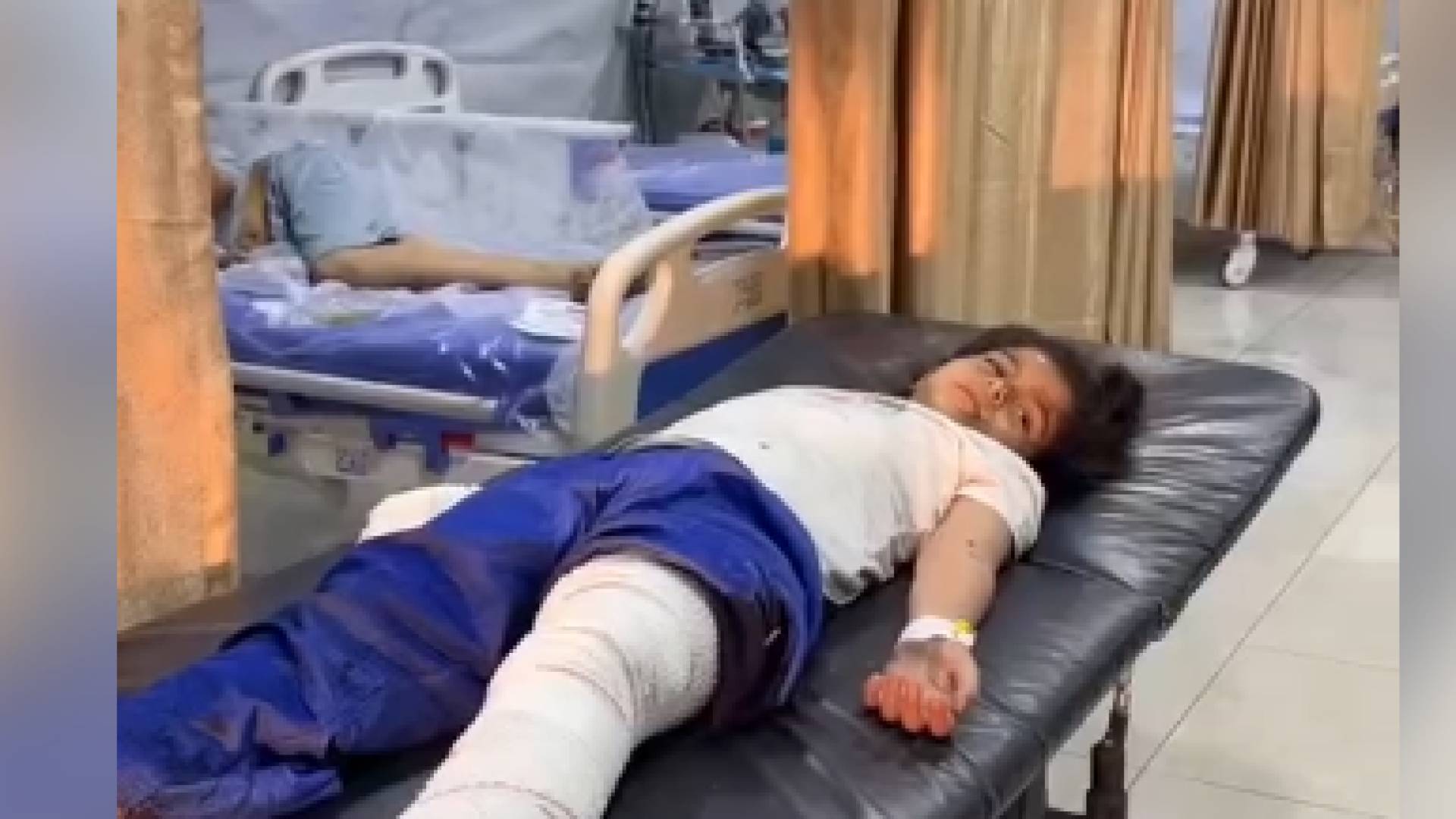 الطفلة حلا الناجية الوحيدة من مجزرة في غزة