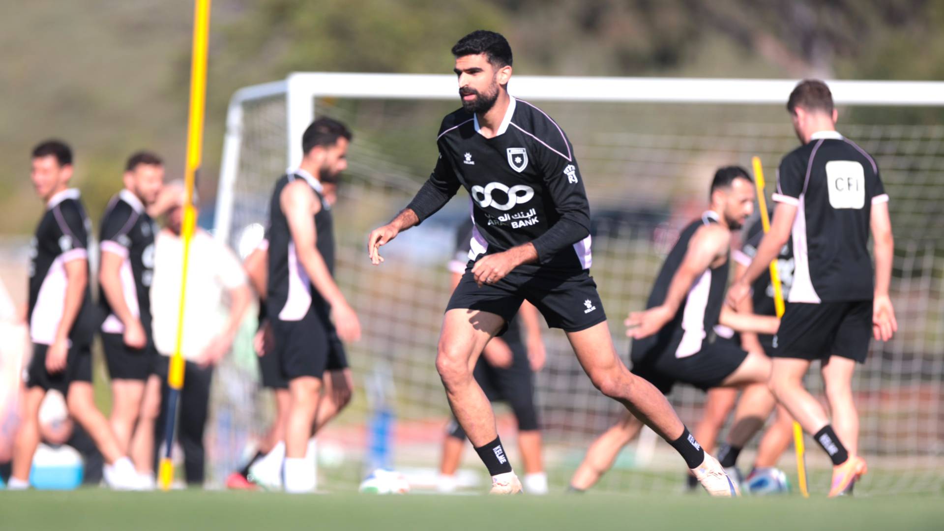 لاعب المنتخب الوطني نزار الرشدان من التدريبات