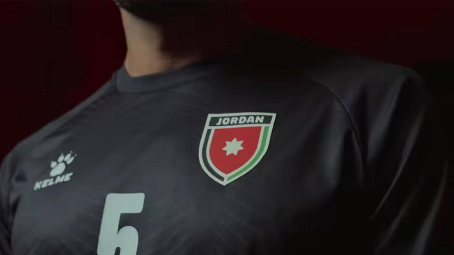 قميص المنتخب الأردني