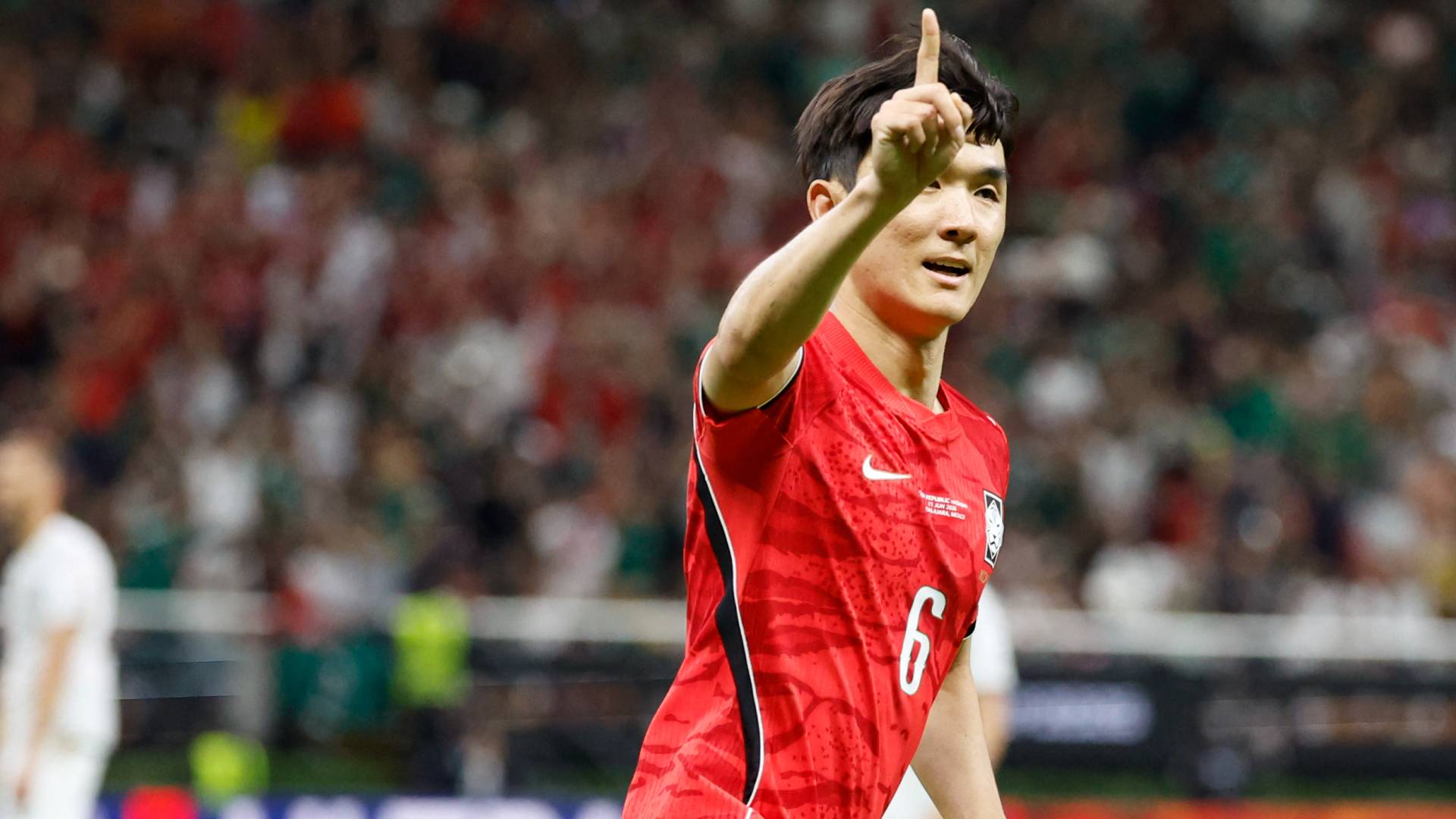لاعب كوري جنوبي يحتفل بهدف خلال كأس العالم 2026