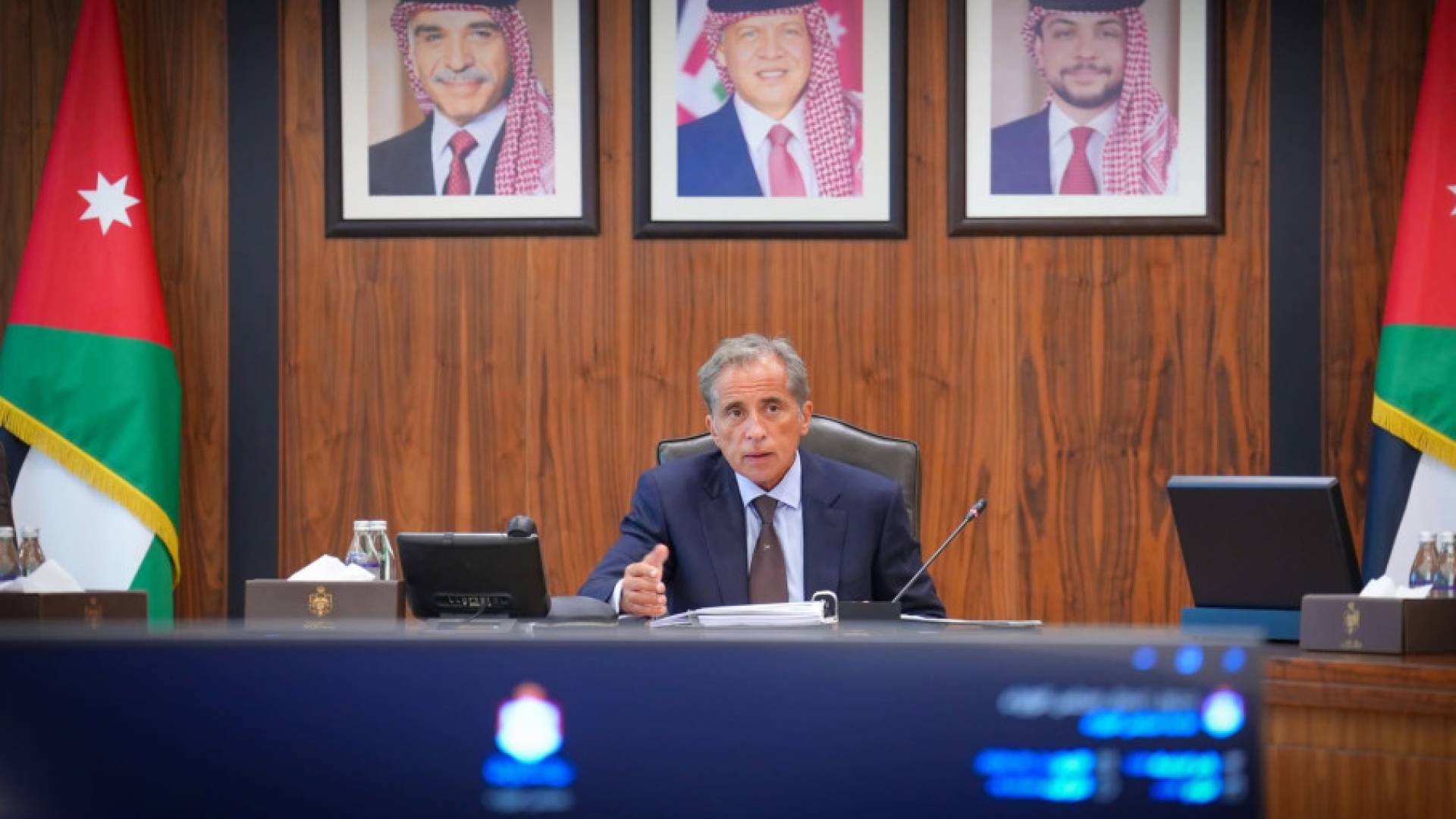 رئيس الوزراء الدكتور جعفر حسان