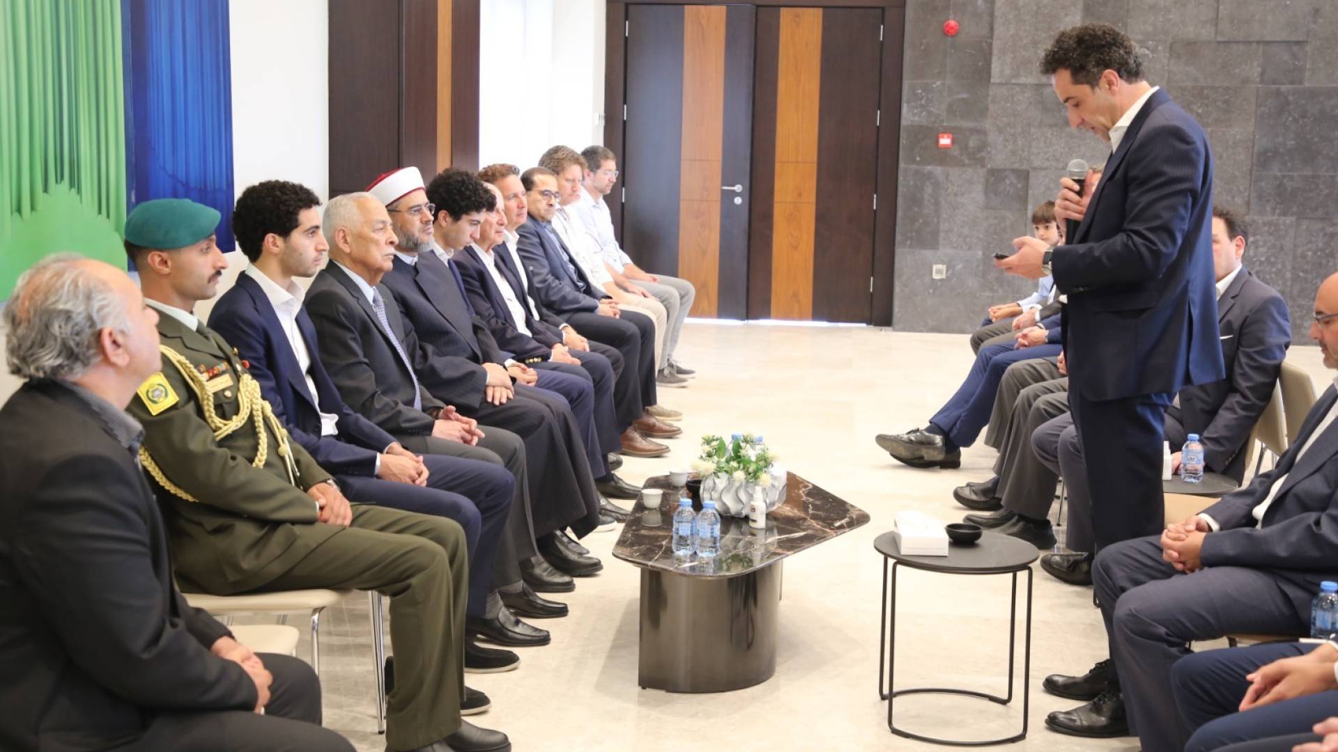 العيسوي يعزي عشائر العدوان واللوزي والبدارين وآل منكو وآل خواجا