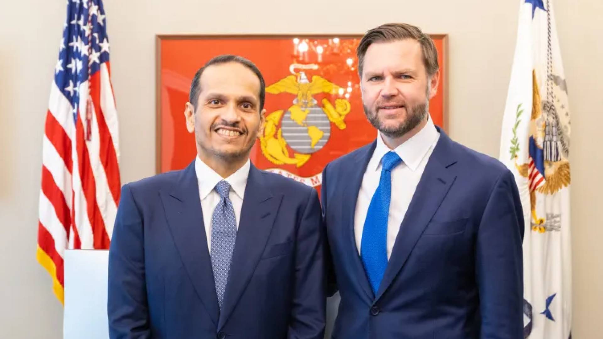 رئيس الوزراء القطري والقيادة الأمريكية يبحثون مع الرئيس اللبناني تثبيت التهدئة