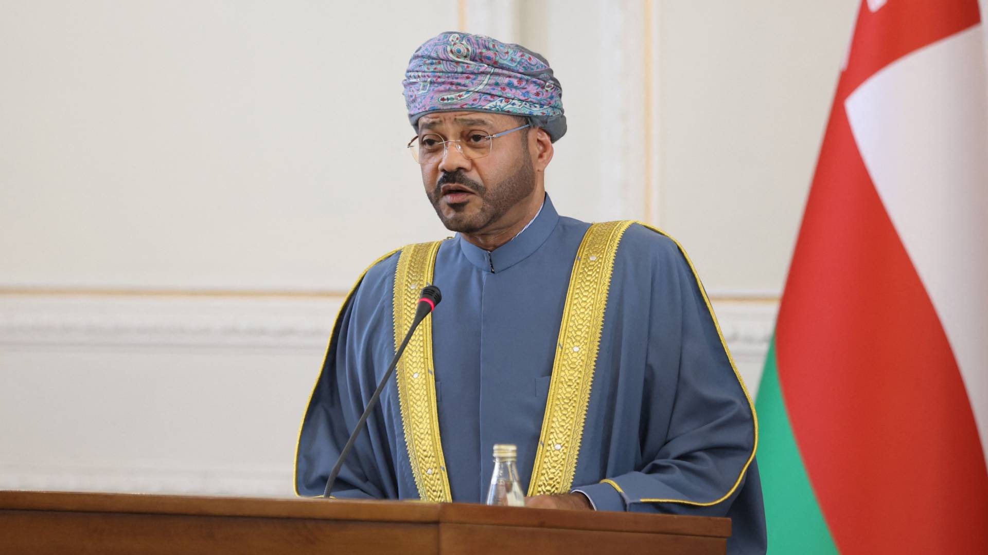 وزير الخارجية العماني، بدر بن حمد البوسعيدي