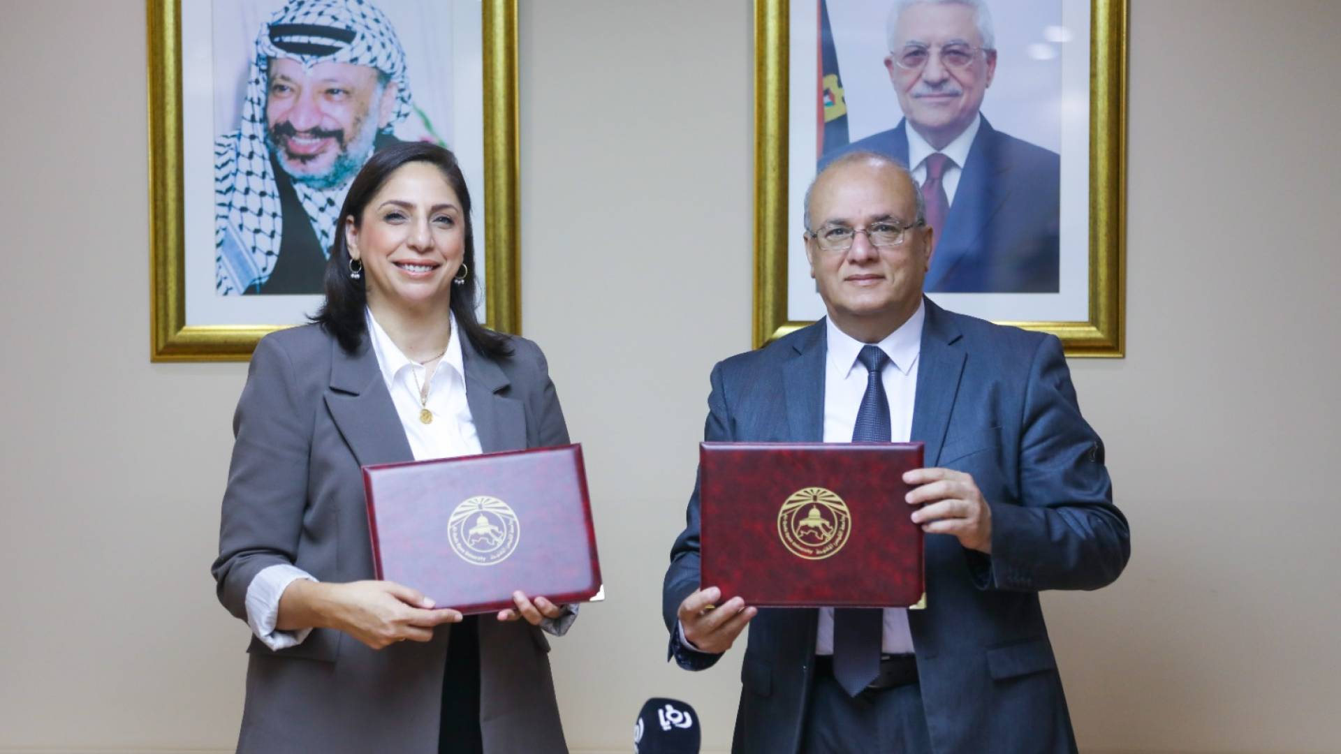 أكاديمية رؤيا وجامعة القدس المفتوحة تطلقان شراكة استراتيجية لإعداد جيل جديد من الإعلاميين الرقميين
