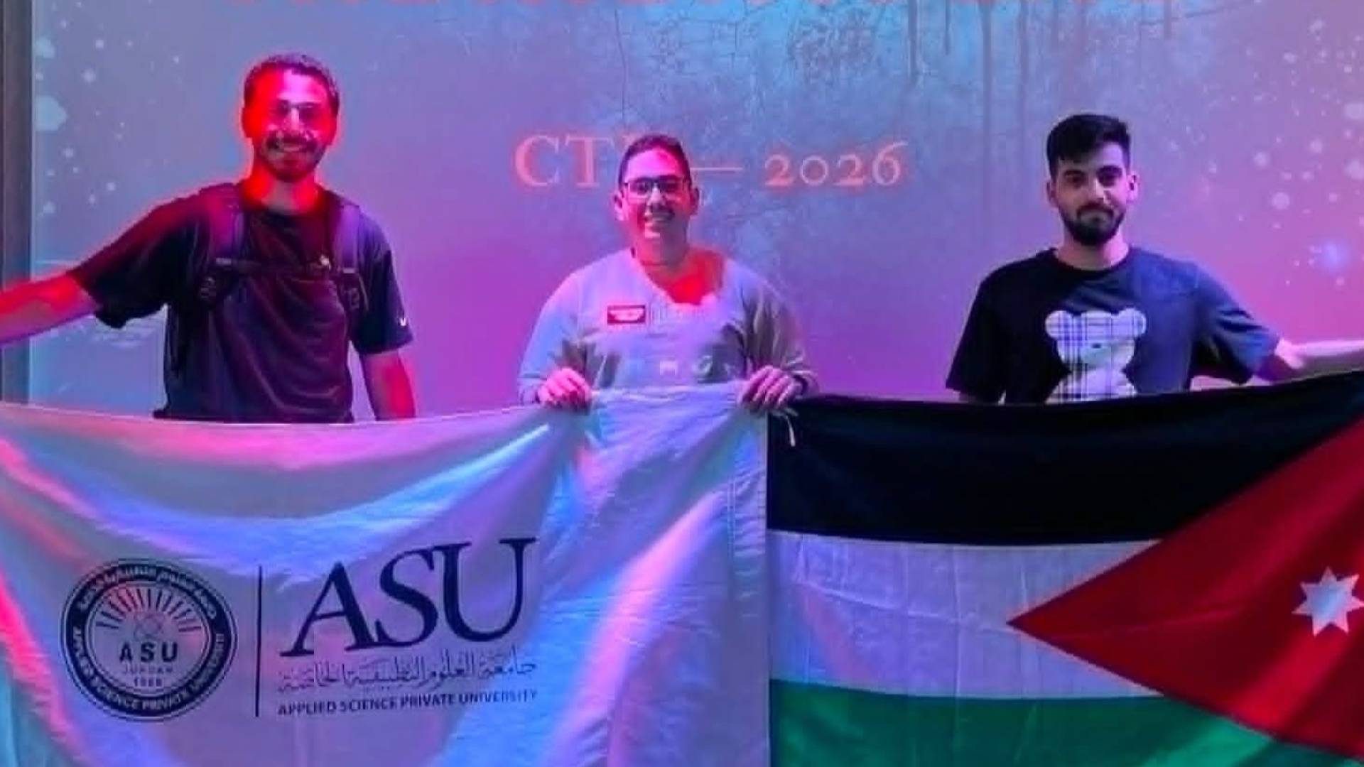 جيش التطبيقية السيبراني يبدع في فرنسا