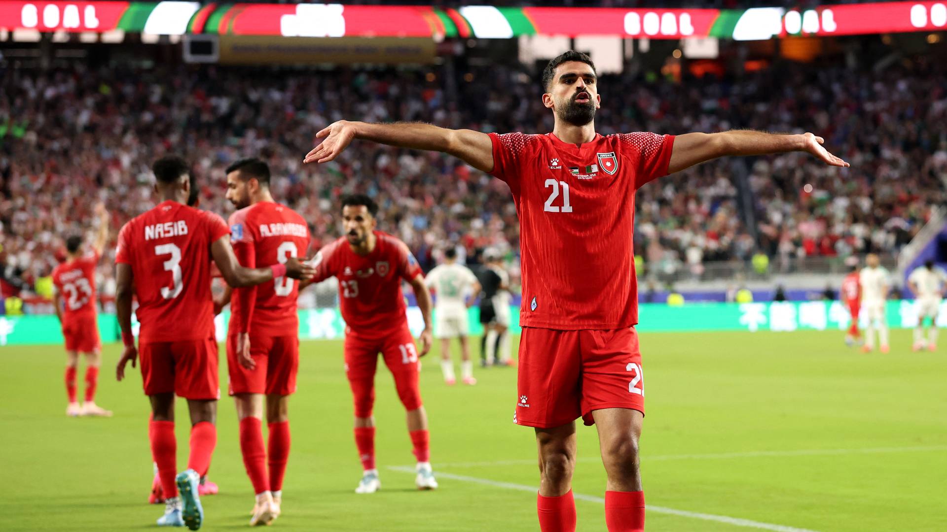 لاعب منتخب "النشامى" نزار  الرشدان