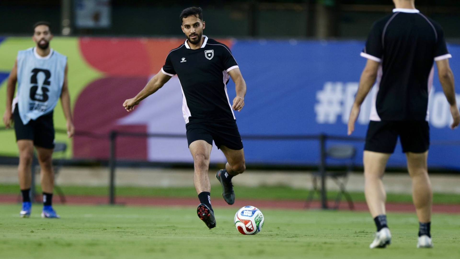 موسى التعمري من تدريبات المنتخبات الوطني