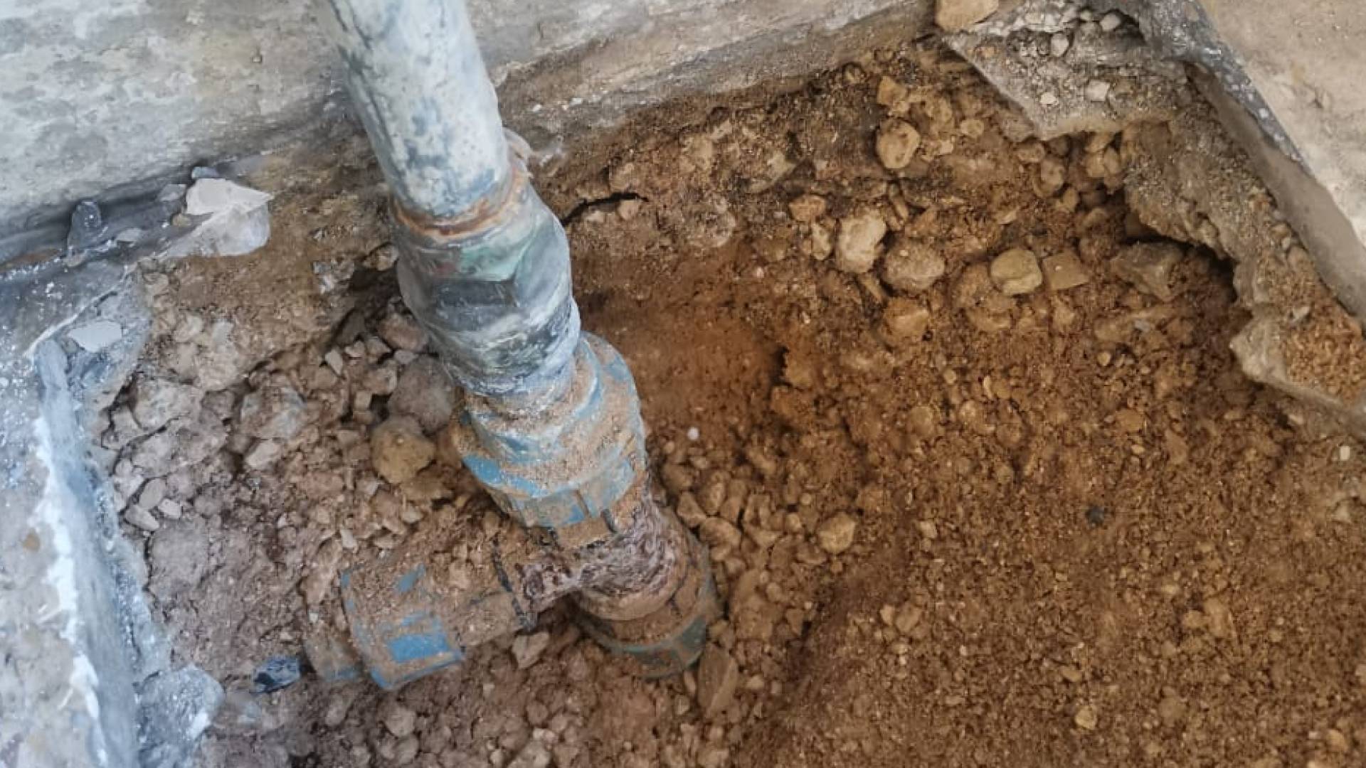 اعتداءات على خطوط مياه