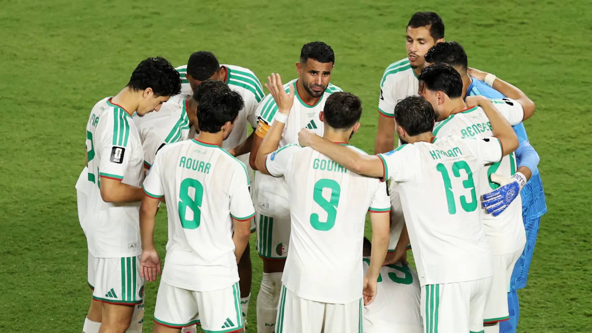 لاعبو منتخب الجزائر