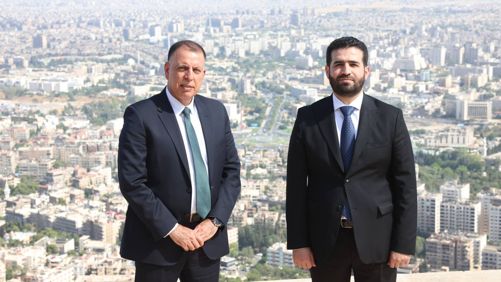 وزير الداخلية مازن الفراية  و وزير الداخلية السوري أنس خطاب