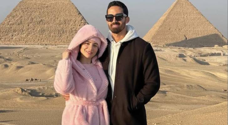 الفنانة مي عز الدين وزوجها