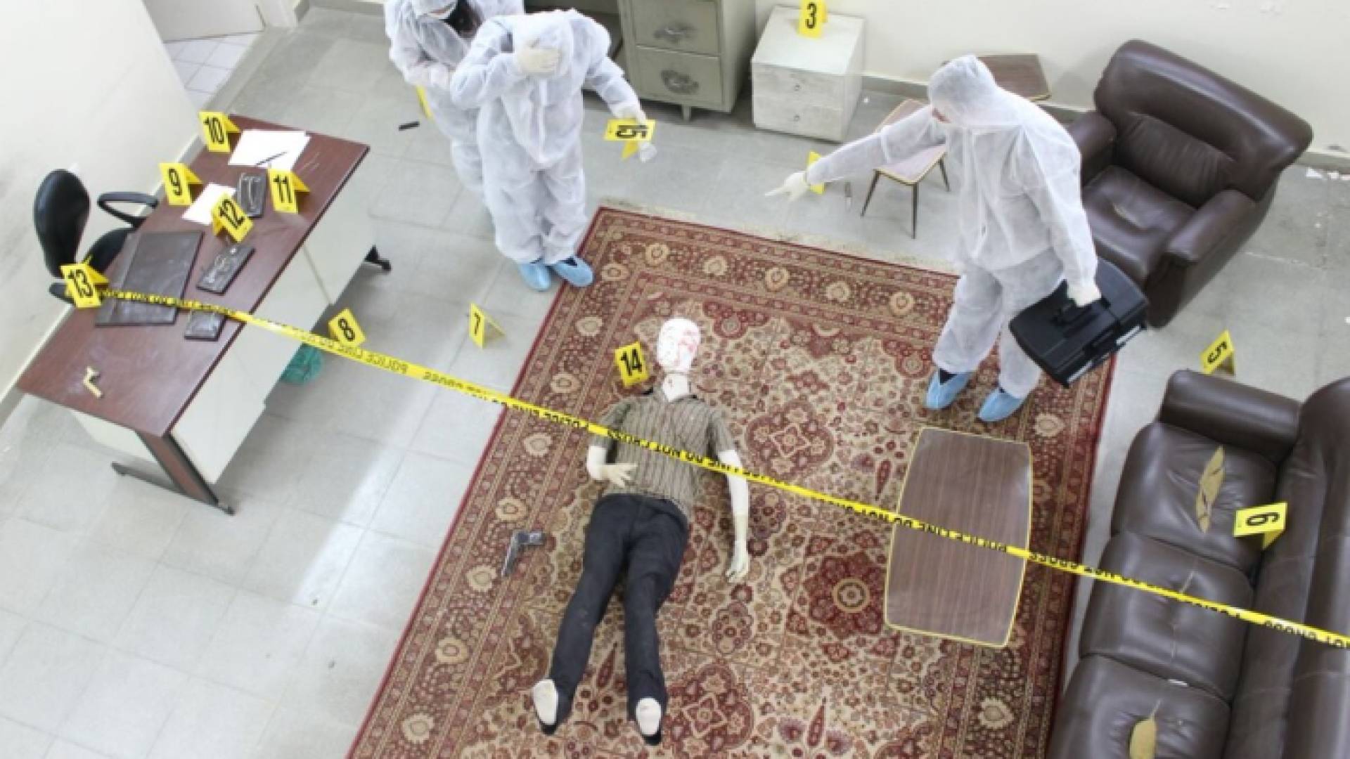 صورة تمثيلية لفريق من البحث الجنائي