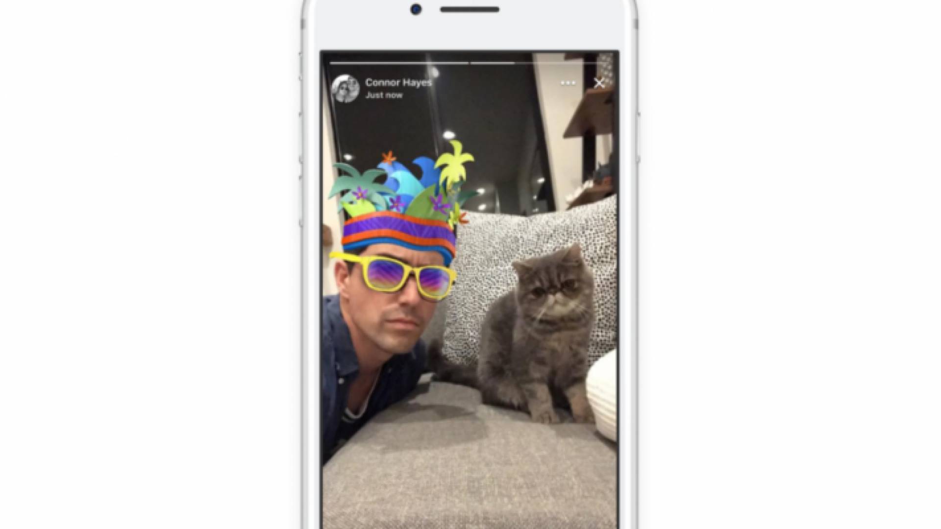 البداية تكون بالضغط على خيار صور GIF المتحركة وتسجيل مقطع متكرر مدته ثانيتان