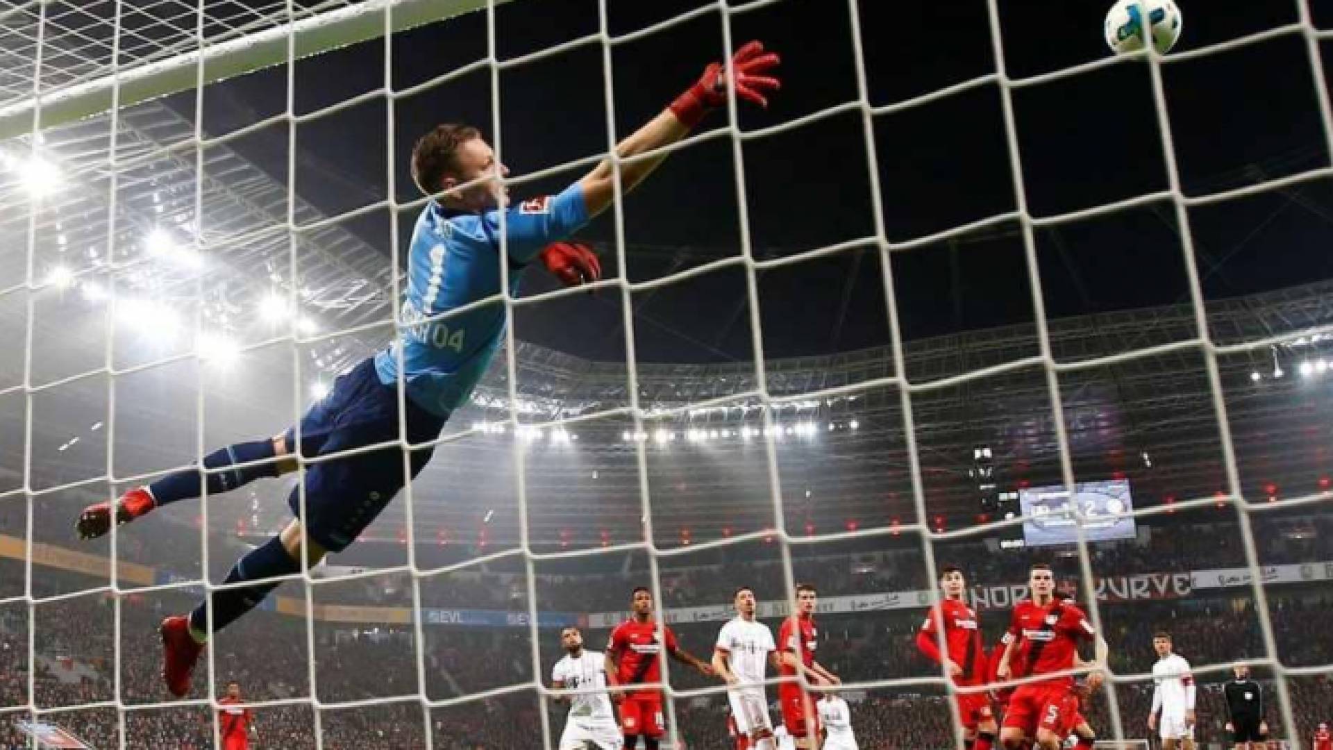 هدف بايرن الثالث في ليفركوزن