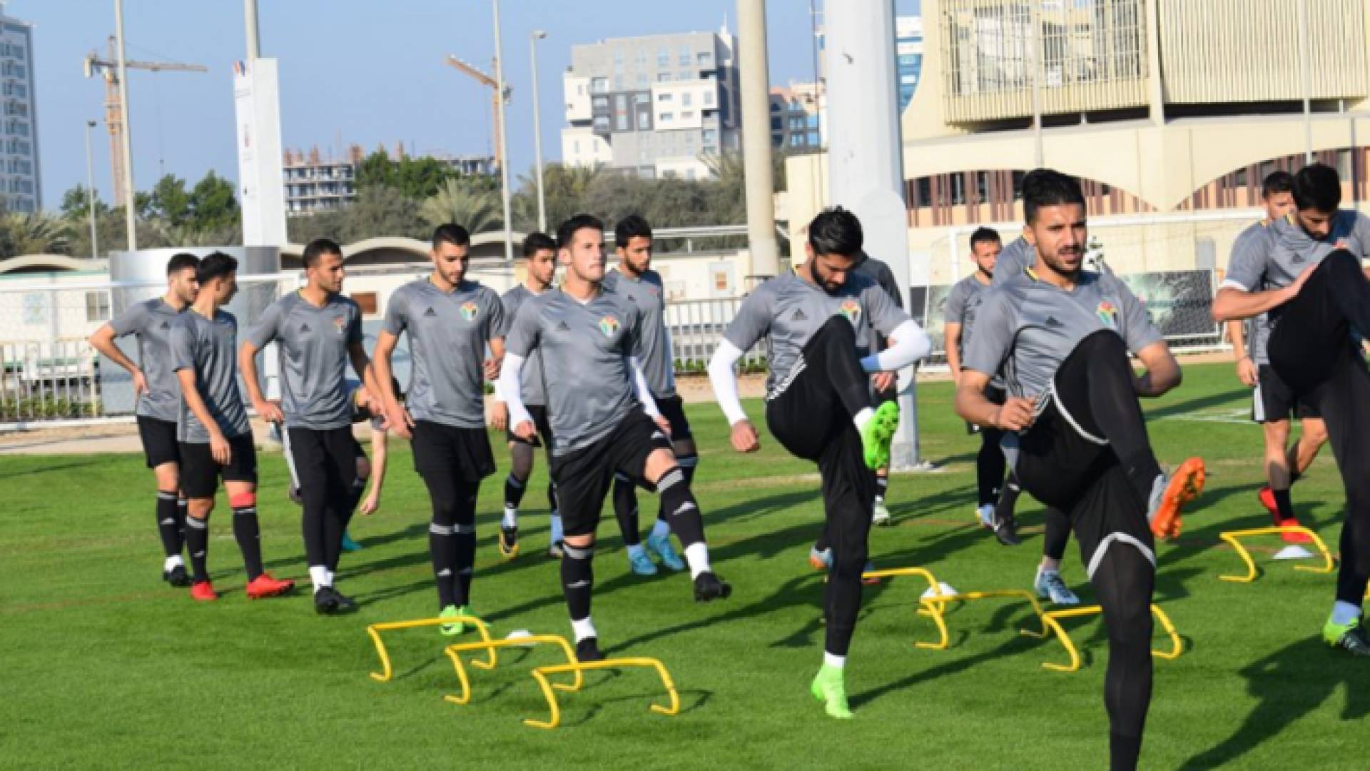 النشامى يكثفون من تحضيراتهم لملاقاة الدنمارك