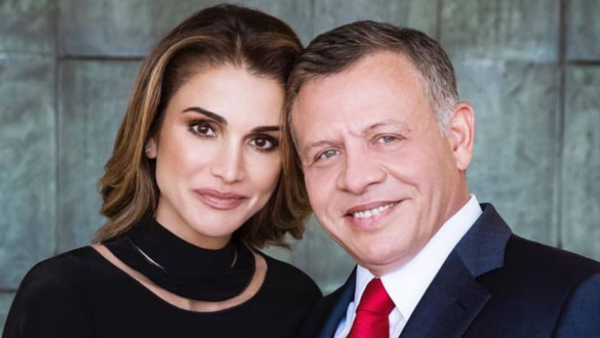 صورة نشرتها الملكة بعيد ميلاد الملك