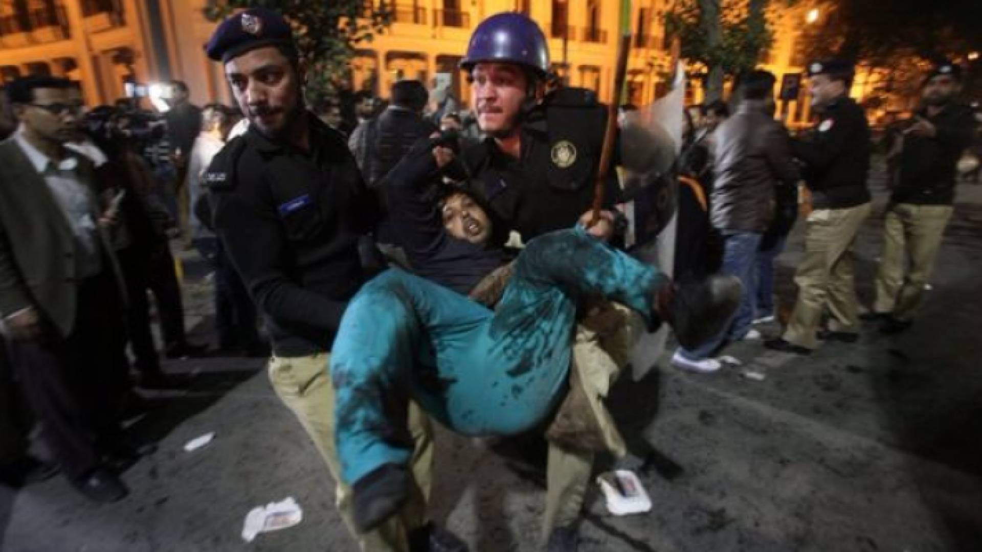 تعرضت لاهور إلى هجمات الجماعات الإسلامية المتشددة في الأعوام الأخيرة