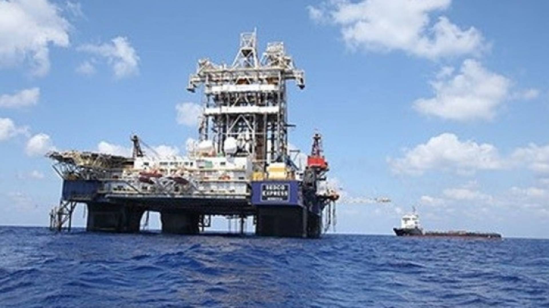 ارشيفية لحقل ظهر