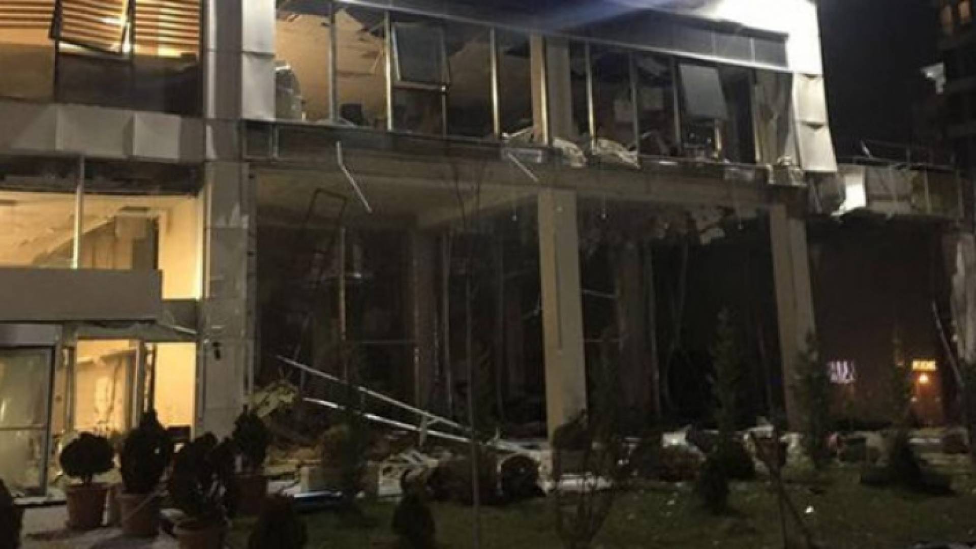 الصورة من مكان الانفجار