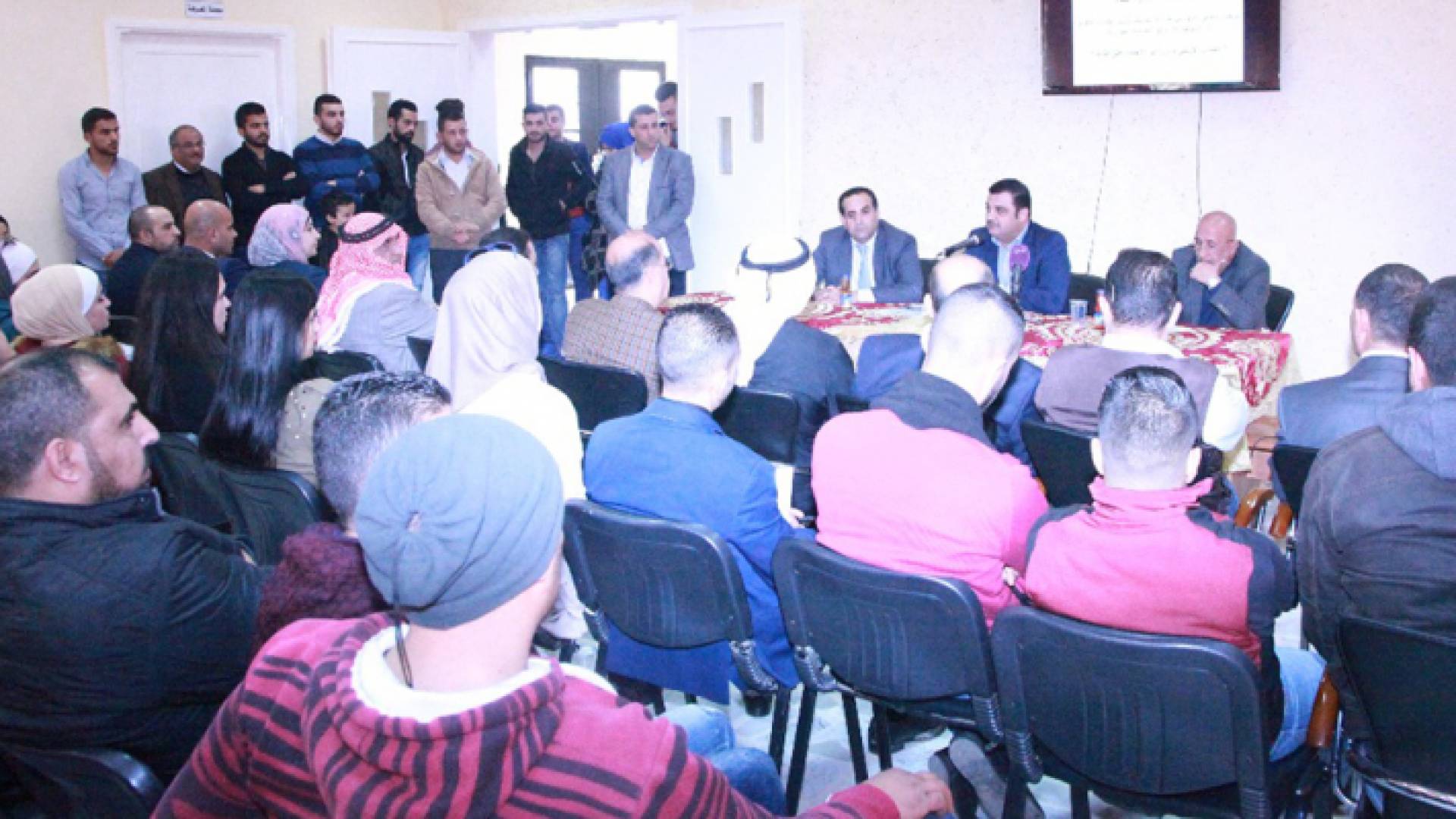 جانب من الجلسة