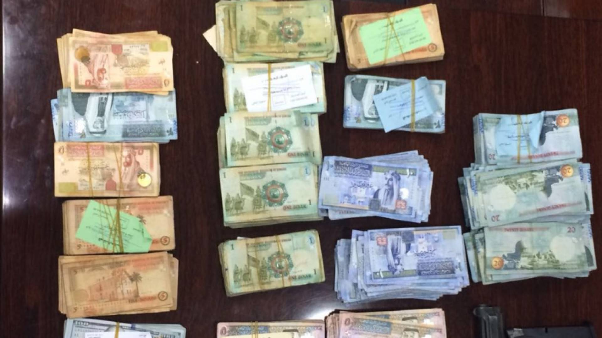 المبلغ المضبوط بحوزة اللص