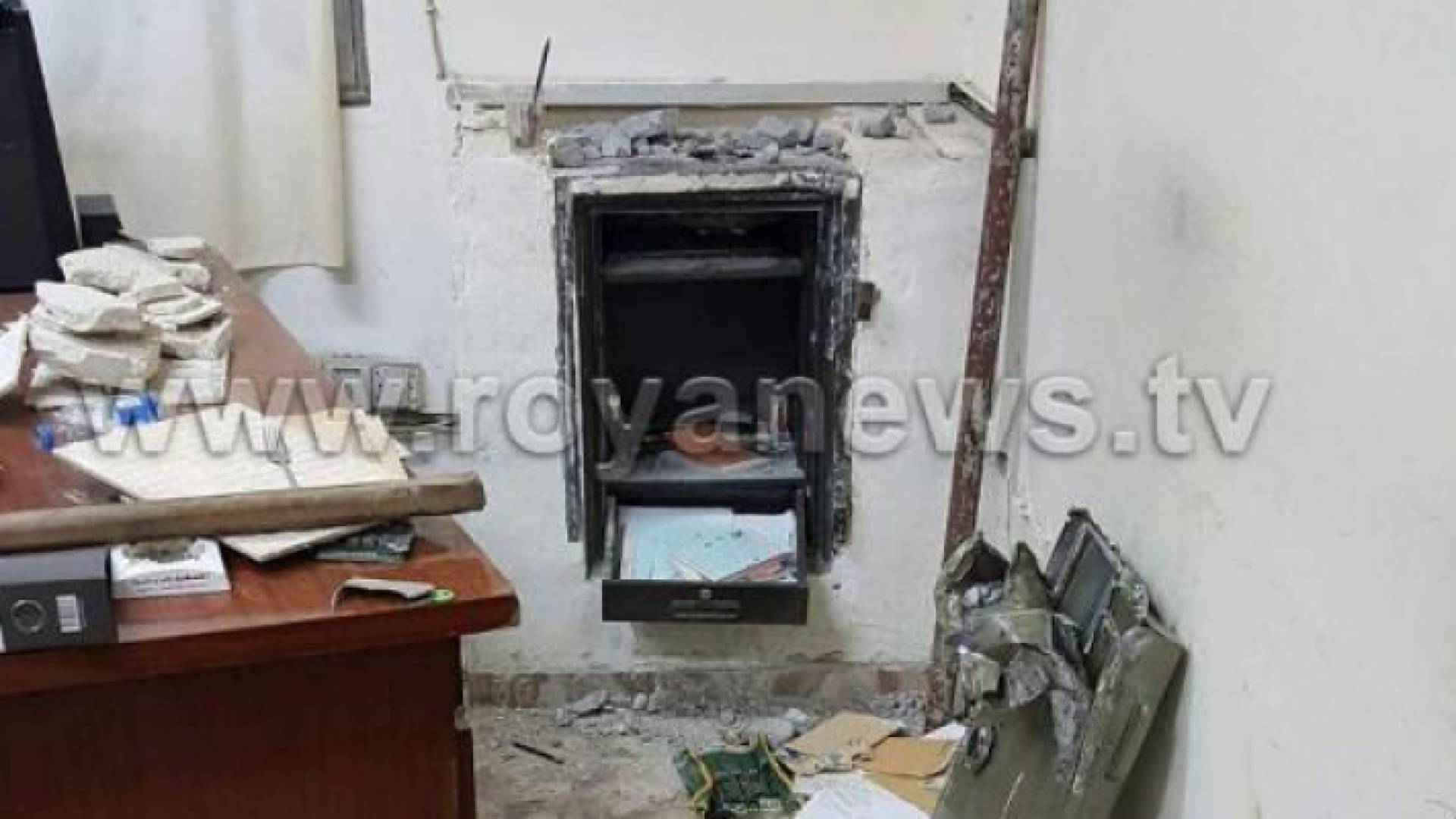 سرقة قاصة من مبنى بلدية اربد داخل السوق المركزي